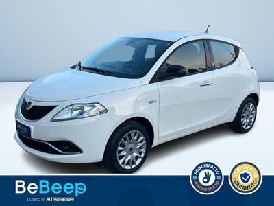 Usata Lancia Ypsilon Gold 69 CV (50 kW) 2018 Bianco pastello Utilitaria