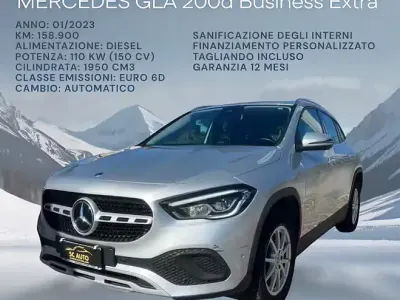Usata Mercedes GLA200 Business 150 CV (110 kW) 2023 Argento SUV