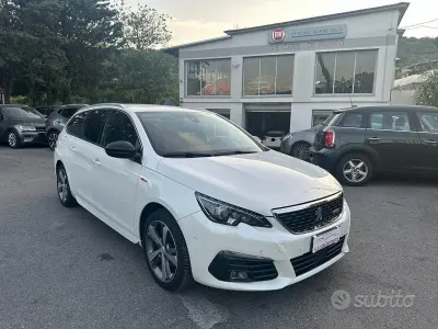 Usata Peugeot 308 GT-line 131 CV (96 kW) 2019 Bianco Station wagon