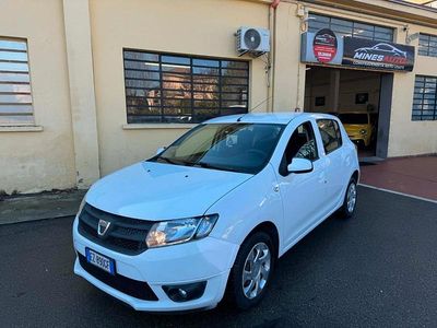 Usata Dacia Sandero 75 CV (55 kW) 2015 Bianco Berlina