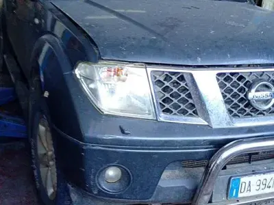 Usata Nissan Navara 171 CV (125 kW) 2006 Pick-up