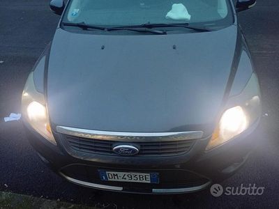 Usata Ford Focus 115 CV (84 kW) 2008 Grigio Station wagon