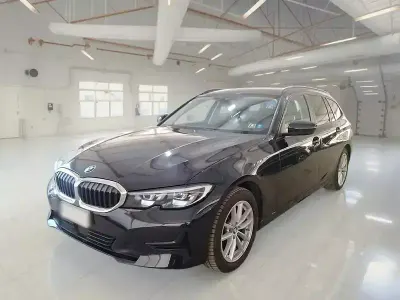 Gebraucht BMW 318 Advantage 149 PS (109 kW) 2022 Grau Kombi