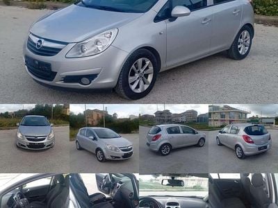 Usata Opel Corsa 84 CV (61 kW) 2010 Grigio Berlina