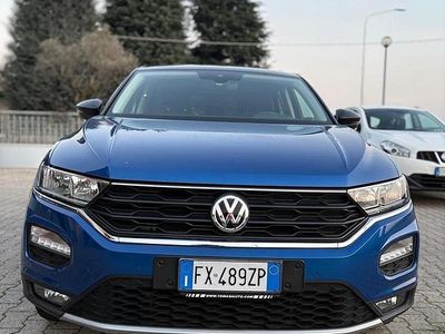 Usata VW T-Roc Advance 150 CV (110 kW) 2019 Blu SUV