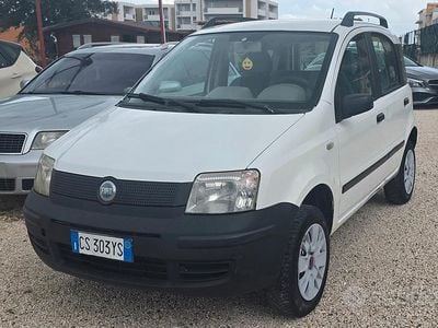 Usata Fiat Panda 4x4 59 CV (43 kW) 2005 Bianco Utilitaria