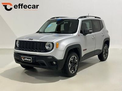 Usata Jeep Renegade Trailhawk 170 CV (125 kW) 2015 Argento SUV