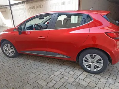 Usata Renault Clio IV 90 CV (66 kW) 2017 Rosso Berlina