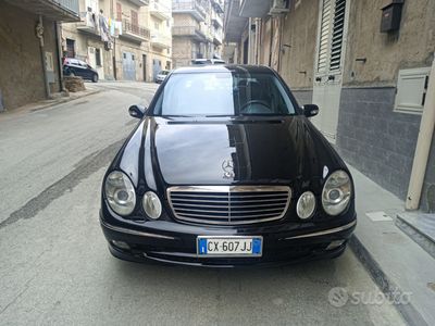 Mercedes E280