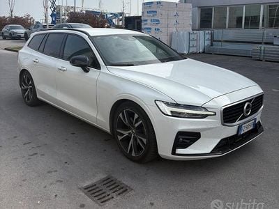 Usata Volvo V60 R-Design 190 CV (139 kW) 2020 Bianco Station wagon