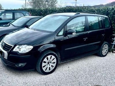 Nero Usata 2008 VW Touran Monovolume | 3000 € (Molto cara)