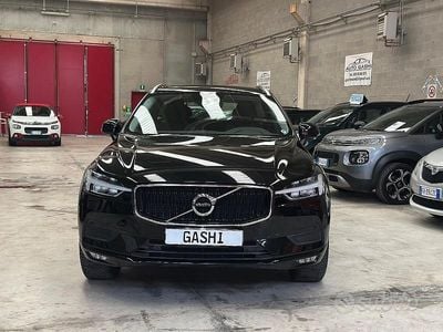 Usata Volvo XC60 Momentum 190 CV (139 kW) 2020 Nero SUV