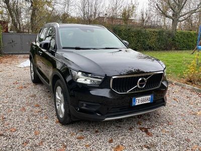 usata Volvo XC40 D3 Momentum