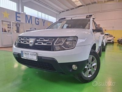 Usata Dacia Duster Lauréate 125 CV (91 kW) 2014 Bianco SUV