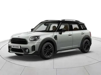 Usata Mini Cooper Countryman Classic 136 CV (100 kW) 2021 White silver SUV