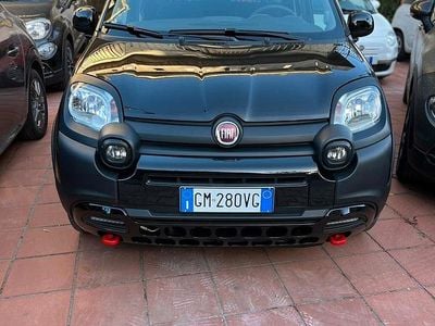 Usata Fiat Panda Cross Cross 70 CV (51 kW) 2023 Nero Utilitaria