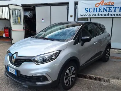 Usata Renault Captur 90 CV (66 kW) 2019 Grigio SUV
