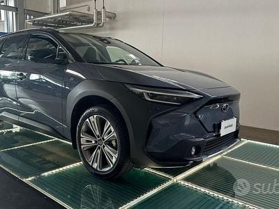 Usata Subaru Solterra 160 kW (218 CV) 2022 Grigio/nero SUV