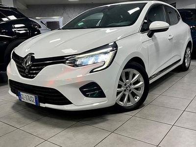 Usata Renault Clio V Techno 100 CV (73 kW) 2022 Bianco Berlina