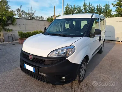 Usata Fiat Doblò Easy 95 CV (69 kW) 2020 Bianco Monovolume