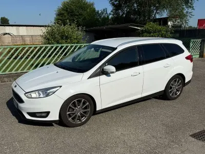 Usata Ford Focus Business Edition 120 CV (88 kW) 2018 Bianco Station wagon