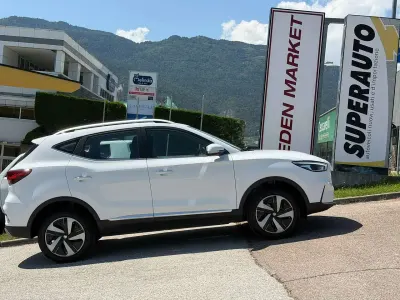 Usata MG ZS Comfort 72 kW (99 CV) 2023 Bianco SUV