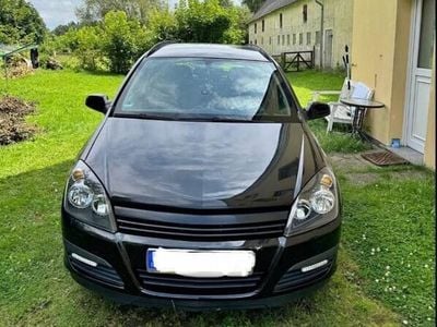 Usata Opel Astra 105 CV (77 kW) 2005 Nero Utilitaria