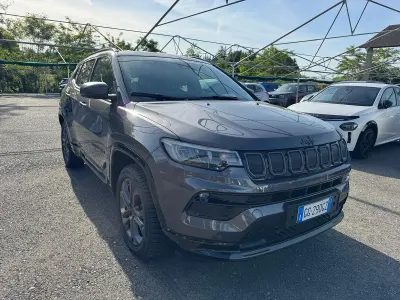 Usata Jeep Compass 131 CV (96 kW) 2022 Grigio scuro SUV