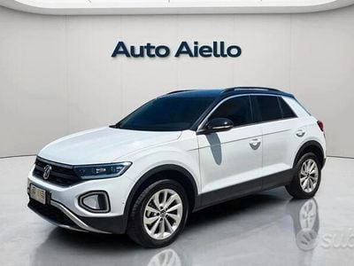 Usata VW T-Roc Edition 116 CV (85 kW) 2024 Bianco SUV
