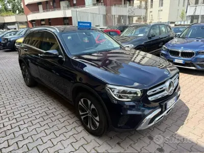 Usata Mercedes GLC300e 211 CV (155 kW) 2021 Blu SUV