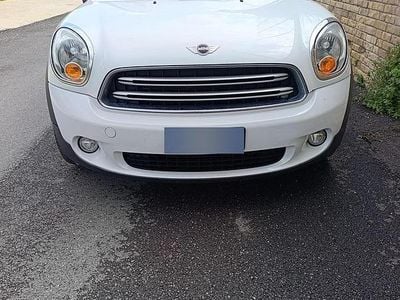 Usata Mini Cooper D Countryman 111 CV (81 kW) 2016 Bianco SUV