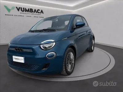 Usata Fiat 500e Icon 86 kW (118 CV) 2022 Verde Berlina