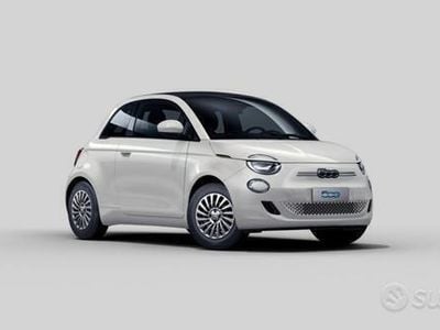 Nuova Fiat 500e Red 86 kW (118 CV) 2025 Cabrio