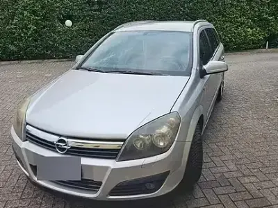 Usata Opel Astra 101 CV (74 kW) 2006 Station wagon