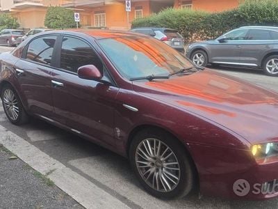 Usata Alfa Romeo 159 120 CV (88 kW) 2009 Rosso Berlina