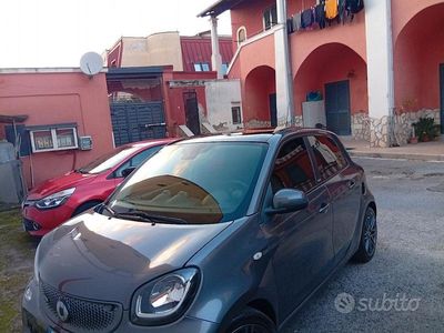 Usata Smart ForFour Brabus 90 CV (66 kW) 2018 Grigio Utilitaria