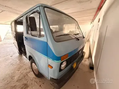 Begagnad VW T3 1984 Blå Van