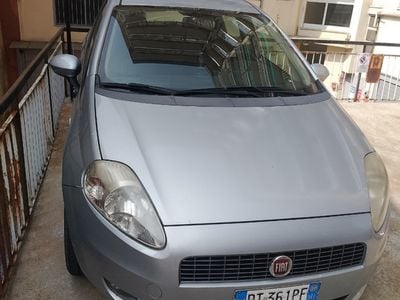 Usata Fiat Grande Punto 90 CV (66 kW) 2008 Grigio Utilitaria