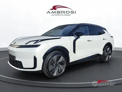 Nuova Lynk & Co 08 211 CV (155 kW) 2026 Bianco SUV