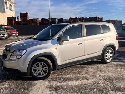 Usata Chevrolet Orlando 131 CV (96 kW) 2013 Grigio Monovolume