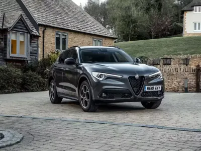 Usata Alfa Romeo Stelvio Super 160 CV (117 kW) 2022 Grigio SUV