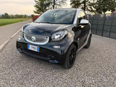 Begagnad Smart ForTwo Coupé Passion 90 HK (66 kW) 2017 Svart Sportkupé