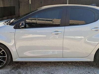 Usata Toyota Yaris Hybrid Sport 92 CV (67 kW) 2023 Berlina