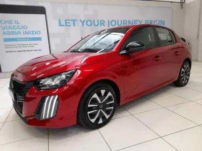 Usata Peugeot 208 Active 75 CV (55 kW) 2024 Rosso elixir Utilitaria