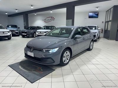 Usata VW Golf VIII Style 116 CV (85 kW) 2023 Grigio Berlina