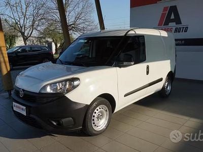 Usata Fiat Doblò Business 95 CV (69 kW) 2020 Bianco Monovolume