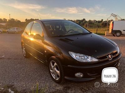 Usata Peugeot 206 90 CV (66 kW) 2004 Nero Utilitaria
