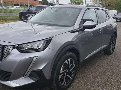 Usata Peugeot e-2008 Allure 100 kW (136 CV) 2021 Grigio SUV