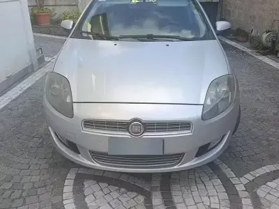 Usata Fiat Bravo 120 CV (88 kW) 2010 Utilitaria