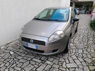 Usata Fiat Grande Punto 65 CV (47 kW) 2008 Grigio Utilitaria